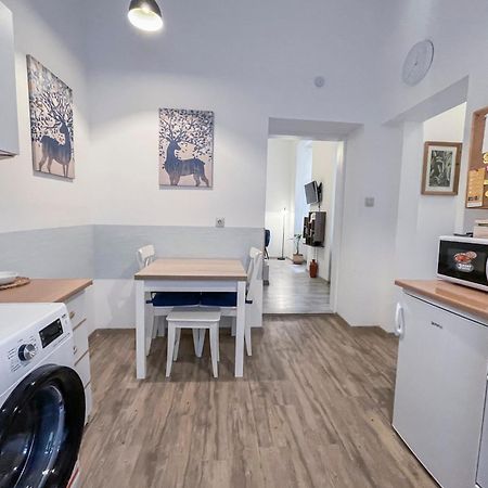 Free Parking, Downtown Apartment Near New York Cafe بودابست المظهر الخارجي الصورة