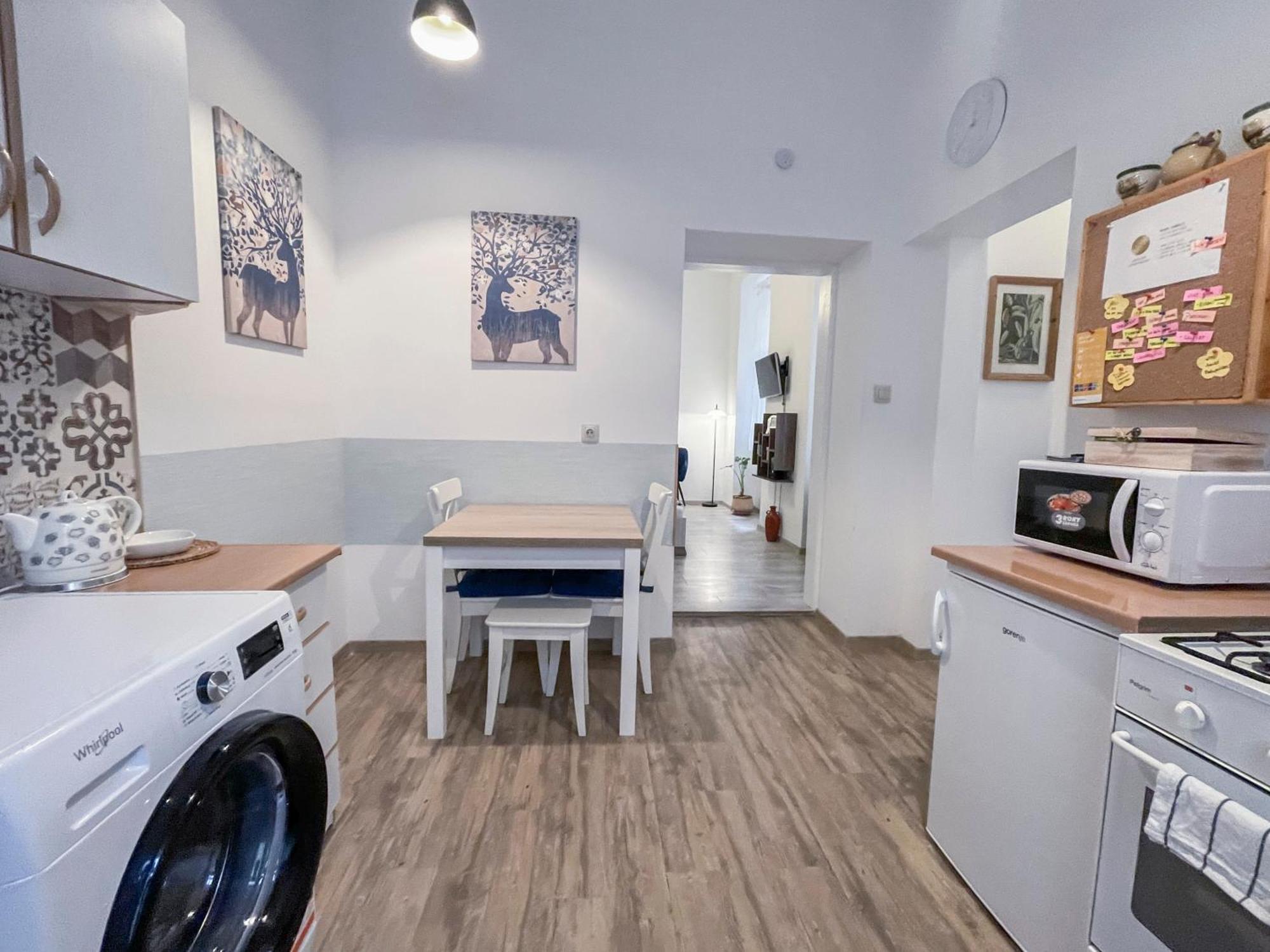 Free Parking, Downtown Apartment Near New York Cafe بودابست المظهر الخارجي الصورة